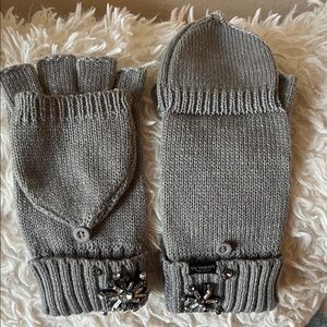 Victoria's Secret Gray Knit Mittens